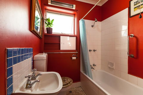 ELEANOR, 1BDR Fitzroy North Apartment - Tourism TAS 1