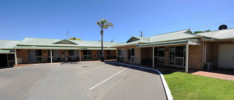 Abrolhos Reef Lodge - Tourism TAS 4