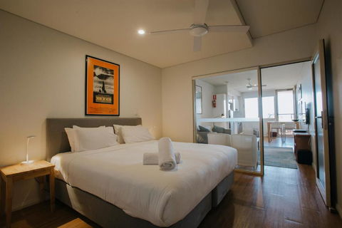 Canal Rocks Beachfront Apartments - Tourism TAS 4