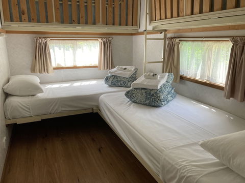Daysy Hill Country Cottages - Tourism TAS 1