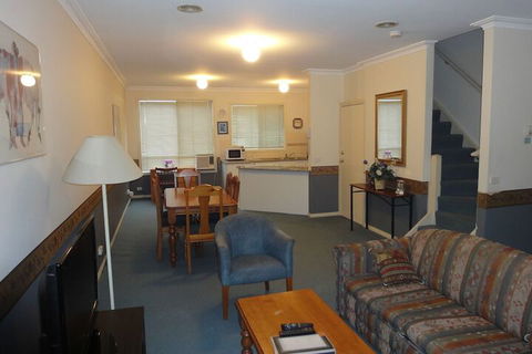 Moonee Valley Views Apartments - Tourism TAS 5