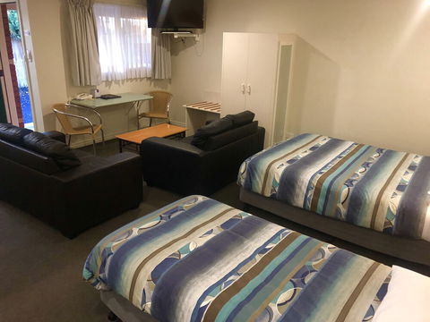 Sheffield Motor Inn - Tourism TAS 4