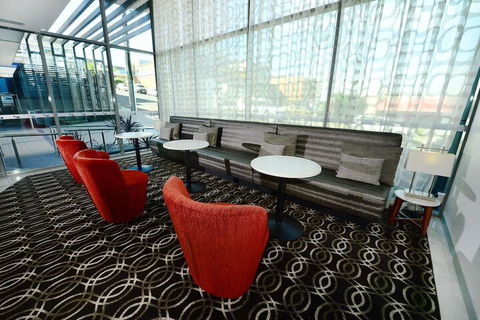 Oaks Gladstone Grand Hotel - Tourism TAS 7