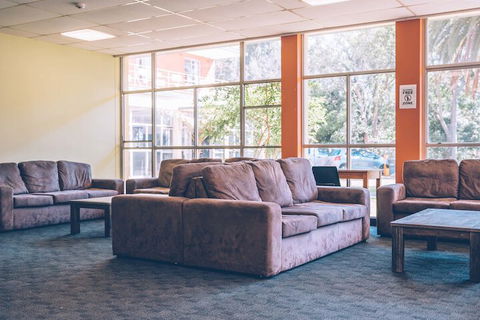 Greenwich Village Accommodation Hostel - Hobart Tourism 6