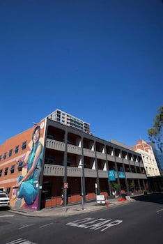 Adelaide Central YHA - Hostel - Tourism TAS 1