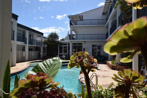 West Beach Lagoon 212 - Gorgeously Decorated - Tourism TAS 3