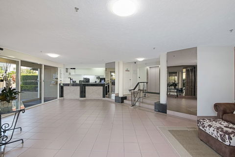 Burleigh Esplanade Apartments - Tourism TAS 6