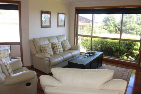 Australian Home Away At Doncaster Andersons Creek 2 - Tourism TAS 4