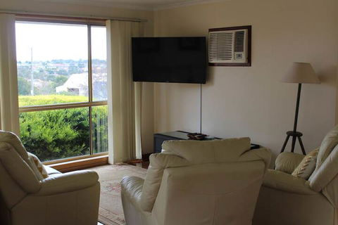 Australian Home Away At Doncaster Andersons Creek 2 - Tourism TAS 5