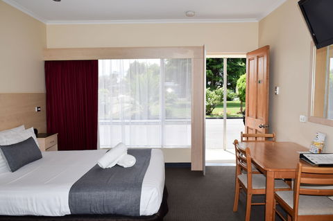 Beachway Motel & Restaurant - Hobart Tourism 6