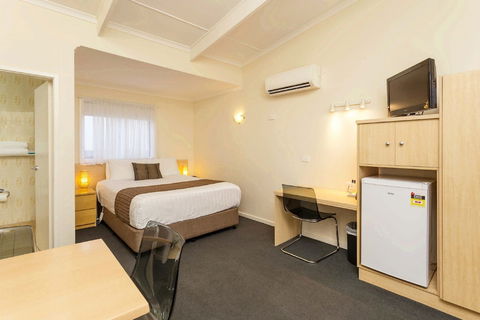 Club Motel - Tourism TAS 5