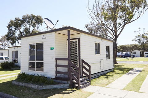 NRMA Victor Harbor Beachfront Holiday Park - Tourism TAS 6