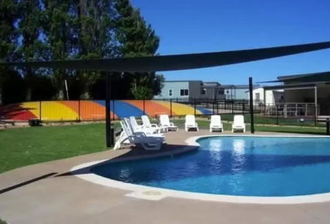 NRMA Victor Harbor Beachfront Holiday Park - Tourism TAS 5