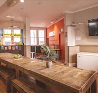 Mad Monkey Backpackers Bayswater - Tourism TAS