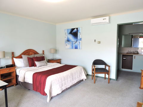 Melaleuca Motel - Tourism TAS 2