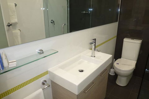 Golden Chain Tower Motor Inn - Tourism TAS 2
