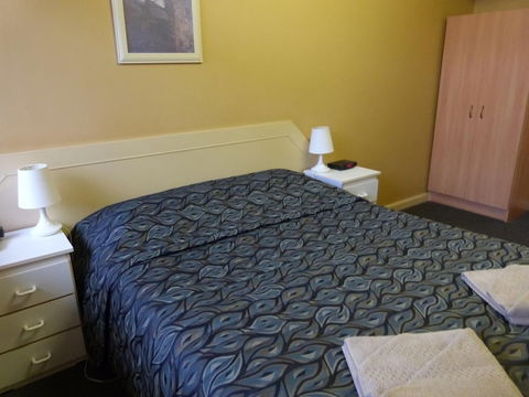 Grand Central Motel - Tourism TAS 4