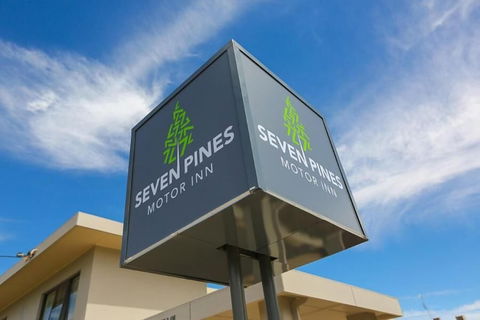 Seven Pines Motor Inn - Hobart Tourism 2