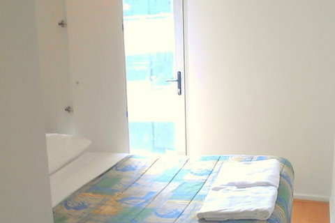 Ozstays Katz Apartments - Tourism TAS 7