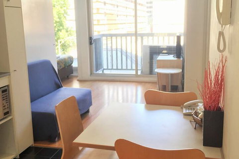 Ozstays Katz Apartments - Tourism TAS 3