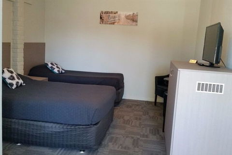 Foreshore Motel - Tourism TAS 5