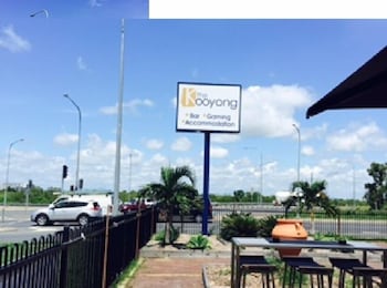 Kooyong Hotel - Hobart Tourism 0