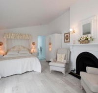 White Dove Cottage Bed  Breakfast - Tourism TAS