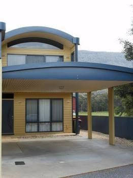Halls Gap Escape - Tourism TAS 6