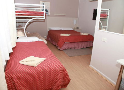 Hillview Motel - Tourism TAS 5