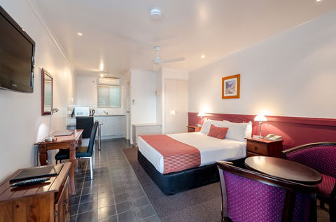 Central Studio Accommodation - Tourism TAS 1