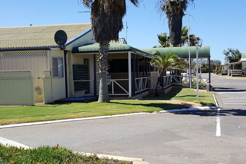 Sunset Beach Holiday Park - Tourism TAS 5