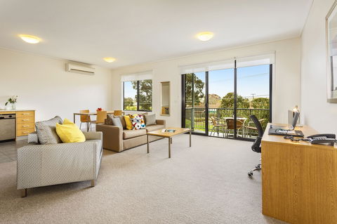 Quest Frankston - Tourism TAS 3