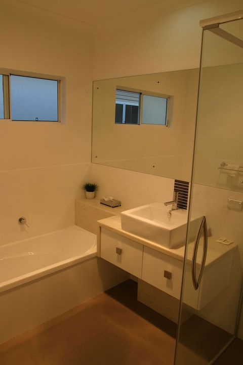 Clearwater Motel Apartments - Tourism TAS 3