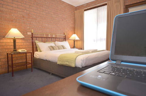 Central Springs Inn - Tourism TAS 6