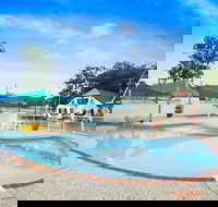 Clog Barn Caravan Park - Tourism TAS