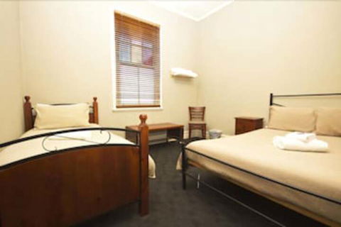 Peden's Hotel - Tourism TAS 5