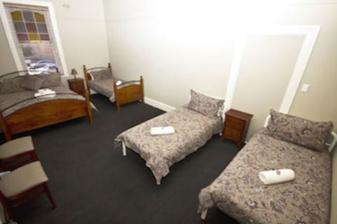 Peden's Hotel - Tourism TAS 4