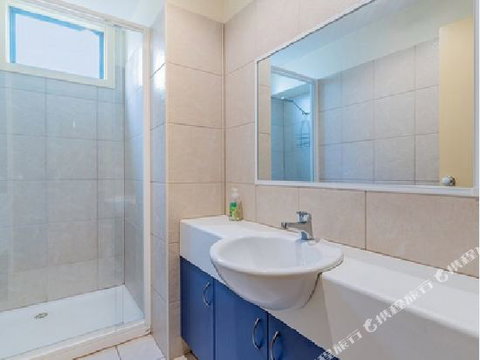 Fabulous Townhouse At The Famous Smiths Beach - Hobart Tourism 3