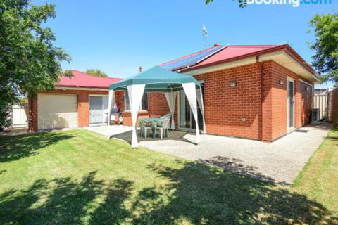 All Seasons Port Elliot Holiday House - Tourism TAS 3