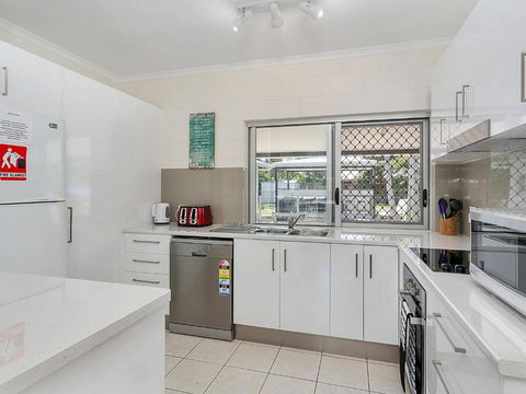 Connemara Beachside Cottage - Tourism TAS 2