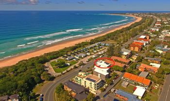 Pacific Royale Penthouse 311 - Tourism TAS 5