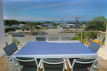 Pacific Royale Penthouse 311 - Tourism TAS 3