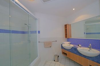 Pacific Royale Penthouse 311 - Tourism TAS 2