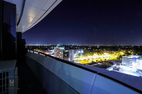 Unil Apartments Glenwaverley - Tourism TAS 1