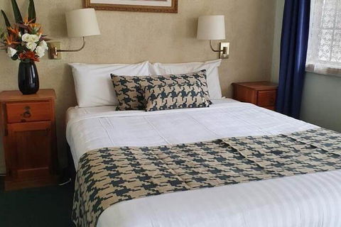 MAS Country Colonial Motor Inn - Tourism TAS 4