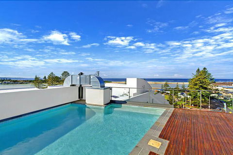 Coast Luxury Apartments 3 - Hobart Tourism 1