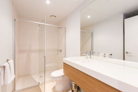 RIVER, 1BDR Melbourne Apartment - Tourism TAS 4