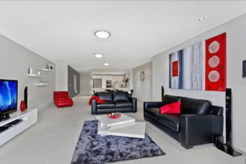 Coast Luxury Apartment 21 - Hobart Tourism 2