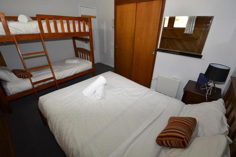 Tyrola 1 - Hobart Tourism 1