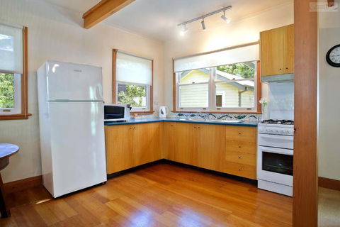 Stonewall Cottage For Two With Fireplace - Tourism TAS 4